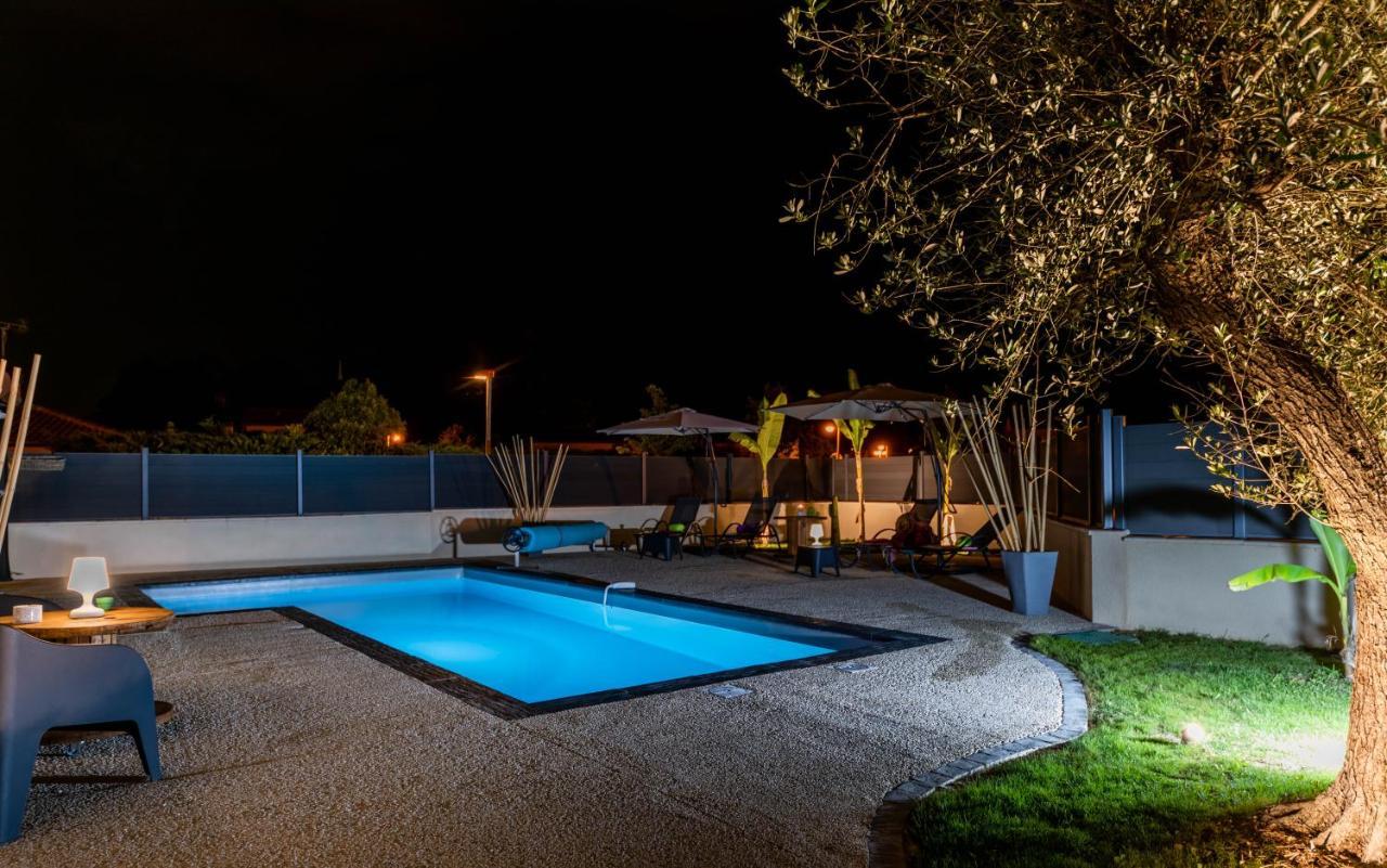 Villa Des Oliviers Sublime Villa Avec Piscine Chauffee Et Privee Et Baby Foot Bon-Encontre Buitenkant foto