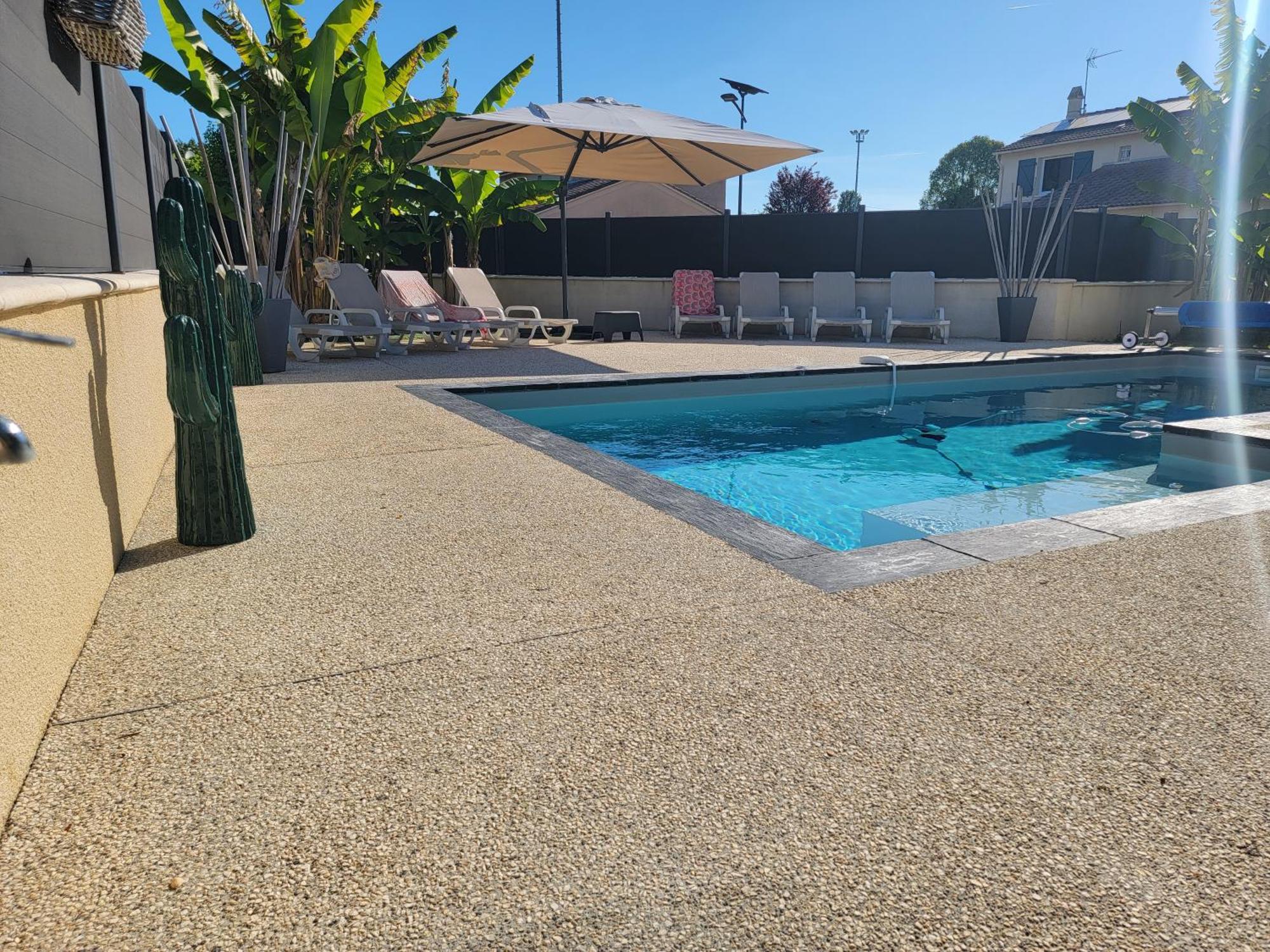 Villa Des Oliviers Sublime Villa Avec Piscine Chauffee Et Privee Et Baby Foot Bon-Encontre Buitenkant foto